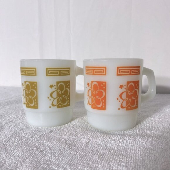 Vintage Anchor Hocking Yellow & Orange Atomic Cloud Pattern Stacking Mugs x2 - Picture 2 of 11